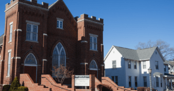 4 Traits that Make Small Churches Vital, Formational Communities Small neighborhood church